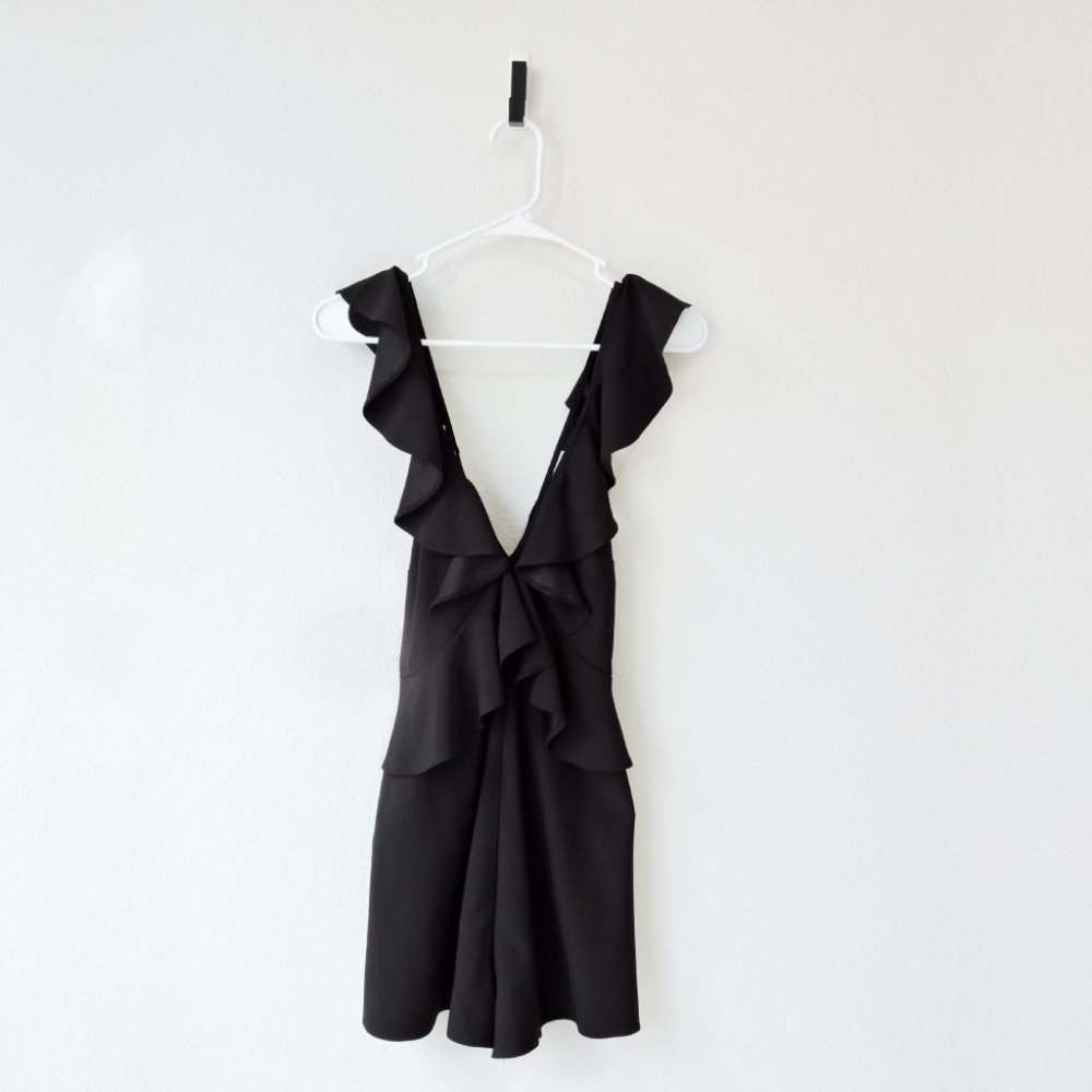 ASOS DESIGN Cut Out Ruffle Romper size S
